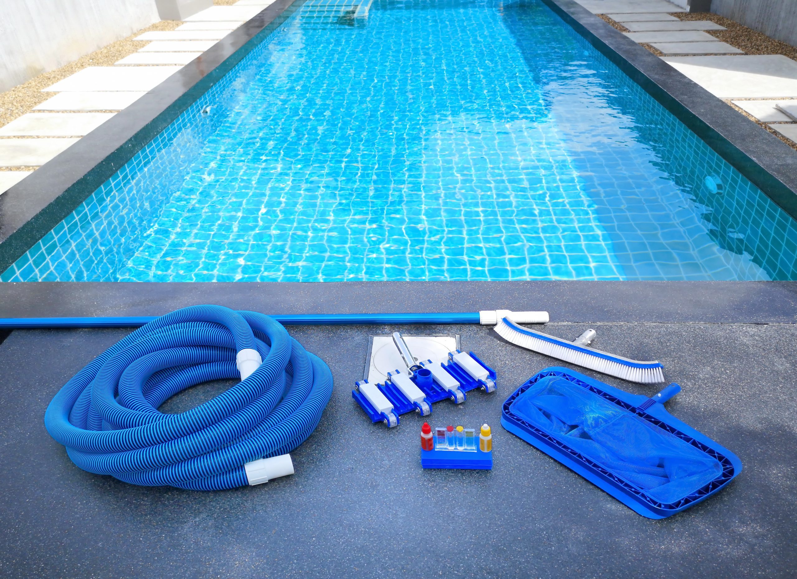 From Drab to Fab: Transform Your Pool with Windermere Services